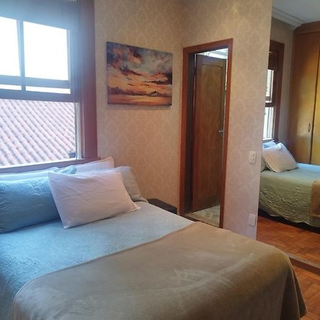 Quarto Suite -Em Apartamento Familiar Belo Horizonte Extérieur photo